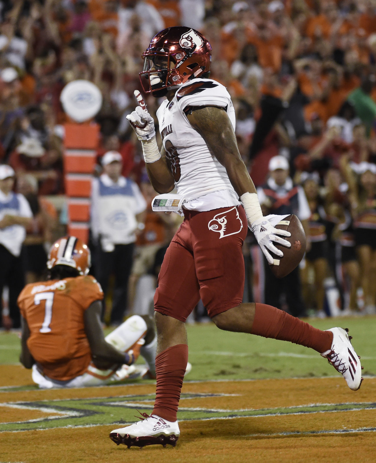 No. 22 − Buffalo Bills: Jaire Alexander